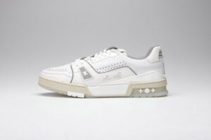 LOUIS VUITTON TRAINER SNEAKERS