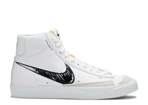 BLAZER MID 77' 'SKETCH BLACK'