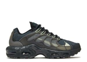 AIR MAX TERRASCAPE PLUS 'BLACK BARELY VOLT'