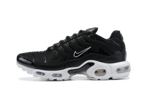 AIR MAX PLUS TN 'BLACK WHITE'