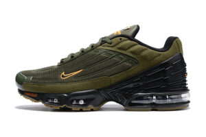 AIR MAX PLUS TN 3 'KHAKI ORANGE PUNCH'