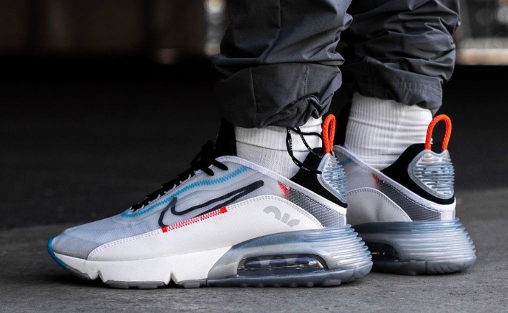 AIR MAX 2090