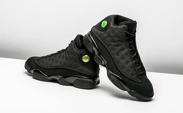 JORDAN RETRO 13