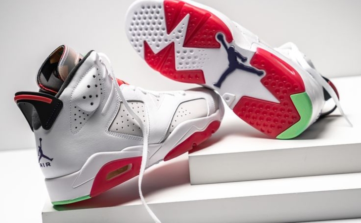 JORDAN RETRO 6